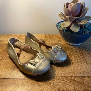 Cat & Jack girl’s size 8 gold bunny shoes.